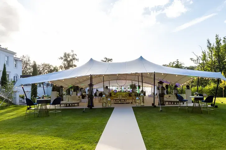 Luxury stretch tent