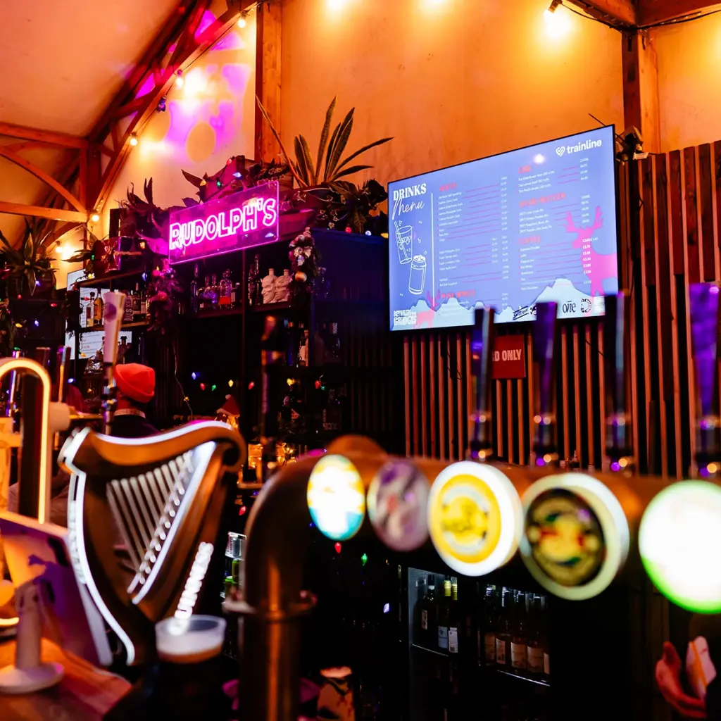 Pop up themed bar